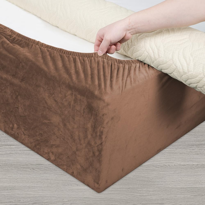 Velvet bed frame cover, bed bottom cover, an alternative to traditional bed skirts, with full elastic band coverage under the bed, easy to install.