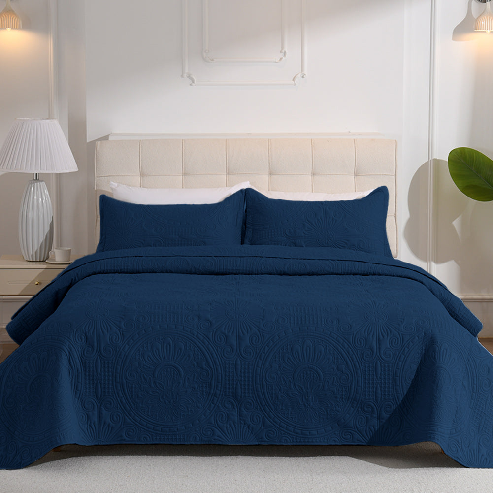Bedspread/Throw 240x260cm, Sheet Protector Bedroom Blanket, Quilted Blanket with Double-Sided Design, Multifunctional Lightweight Quilted Blanket for Sofas and Daybeds