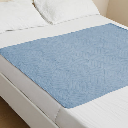 Washable incontinence pads with wings, waterproof mattress protector, reusable absorbent sheet for incontinence and bedwetting, non-slip underside