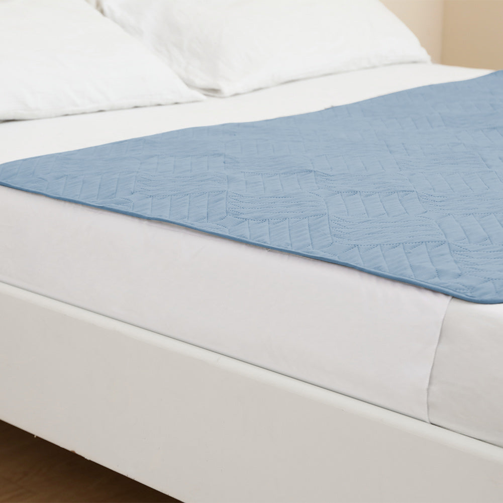 Washable incontinence pads with wings, waterproof mattress protector, reusable absorbent sheet for incontinence and bedwetting, non-slip underside