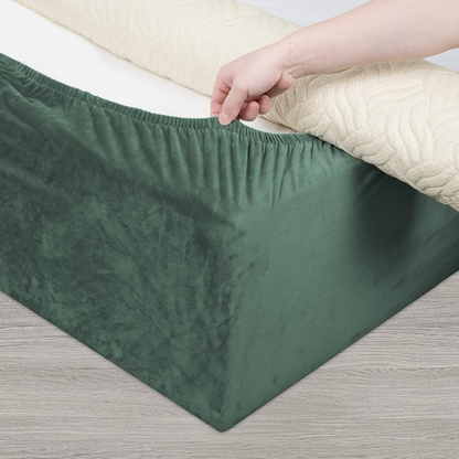 Velvet bed frame cover, bed bottom cover, an alternative to traditional bed skirts, with full elastic band coverage under the bed, easy to install.