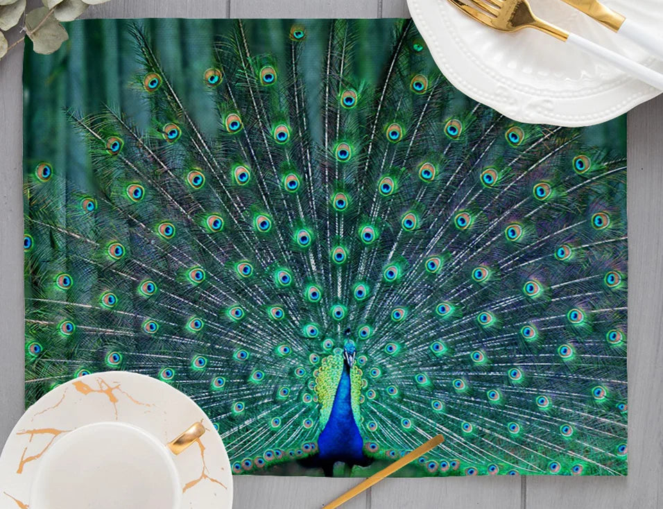 Europe Retro Mysterious Oil Painting Style White Green Couple Peacock Print Dining Mat Peacock Feather Linen Placemat Cup Pads