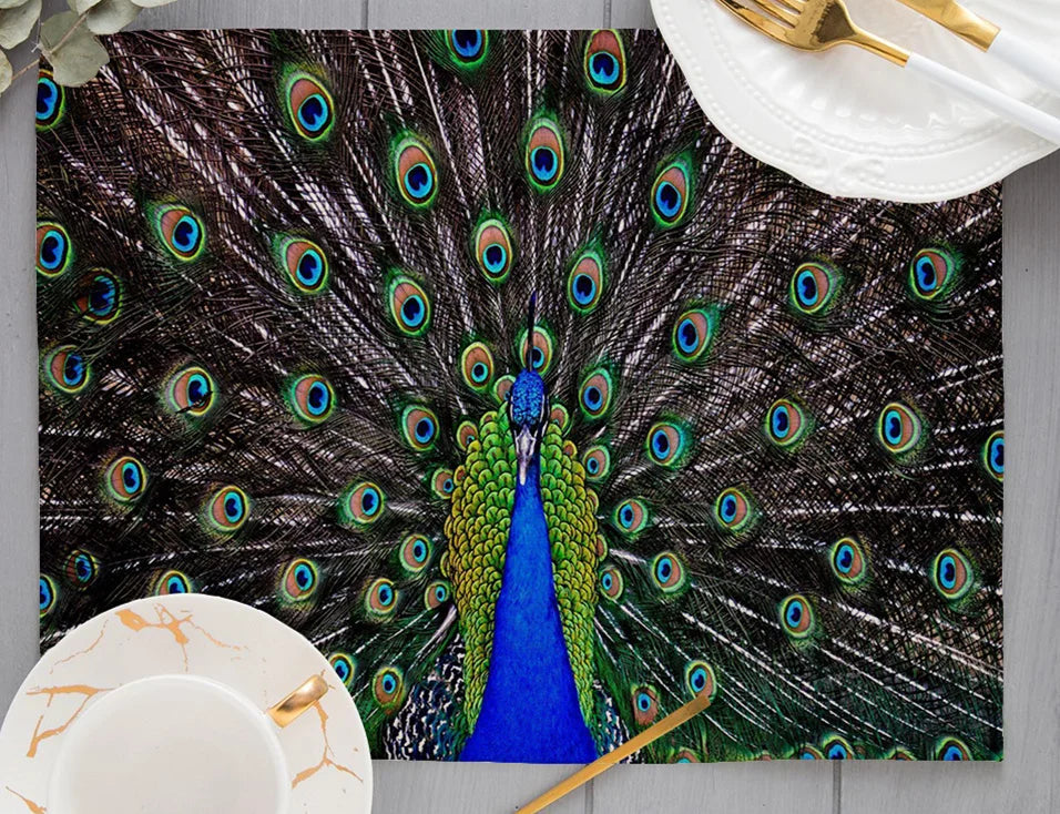 Europe Retro Mysterious Oil Painting Style White Green Couple Peacock Print Dining Mat Peacock Feather Linen Placemat Cup Pads